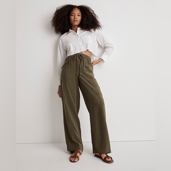 NWT Madewell Straight Cargo Pants in Softdrape
 - XS - Green - Picture 1 of 9